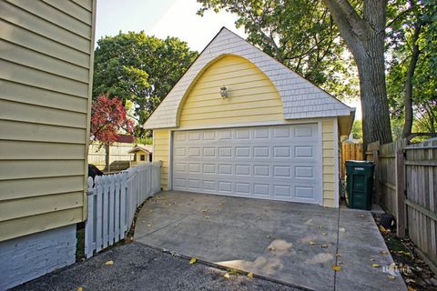 A home in WAUKEGAN