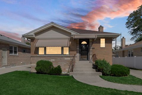 Tiny photo for 7106 W Devon Avenue, Chicago, IL 60631 (MLS # 12502281)