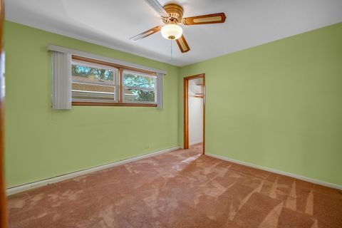 Tiny photo for 7106 W Devon Avenue, Chicago, IL 60631 (MLS # 12502281)