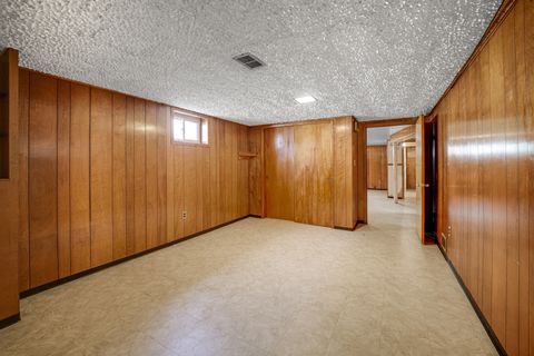 Tiny photo for 7106 W Devon Avenue, Chicago, IL 60631 (MLS # 12502281)