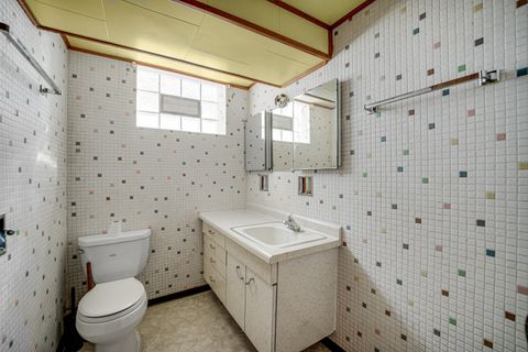 Tiny photo for 7106 W Devon Avenue, Chicago, IL 60631 (MLS # 12502281)