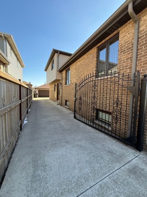 Tiny photo for 11605 S Avenue N Ave, Chicago, IL 60617 (MLS # 12577398)