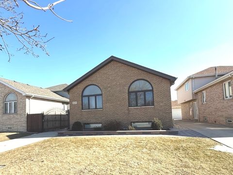 Photo of 11605 S Avenue N Ave, Chicago, IL 60617 (MLS # 12577398)