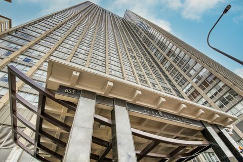 Photo of 655 W Irving Park Road #1301, Chicago, IL 60613 (MLS # 12470851)