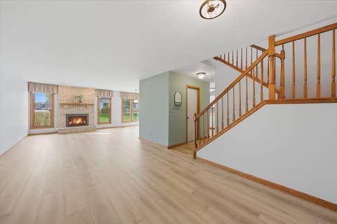 Tiny photo for 7770 Bristol Park Drive, Tinley Park, IL 60477 (MLS # 12689191)