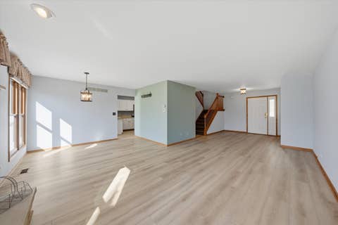 Tiny photo for 7770 Bristol Park Drive, Tinley Park, IL 60477 (MLS # 12689191)