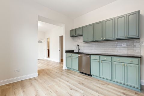Tiny photo for 1449 N Ashland Avenue #2R, Chicago, IL 60622 (MLS # 12635537)