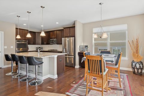 Tiny photo for 2972 Trillium Court E, Aurora, IL 60506 (MLS # 12504818)