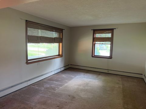 Tiny photo for 110 E Kaskaskia Street, Pinckneyville, IL 62274 (MLS # 12696624)