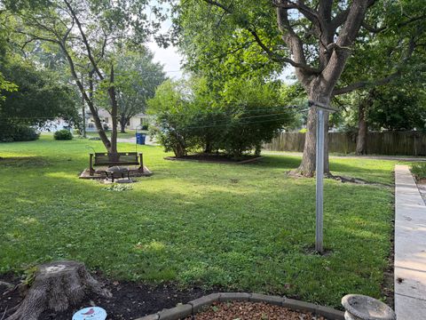 Tiny photo for 110 E Kaskaskia Street, Pinckneyville, IL 62274 (MLS # 12696624)