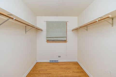Tiny photo for 1012 S Church Road, Mount Prospect, IL 60056 (MLS # 12688900)