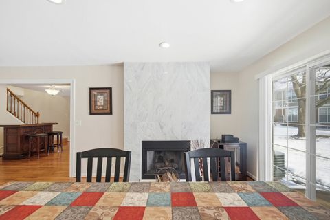 Tiny photo for 883 Sparta Court, Vernon Hills, IL 60061 (MLS # 12548908)