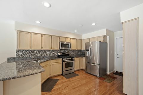Tiny photo for 883 Sparta Court, Vernon Hills, IL 60061 (MLS # 12548908)