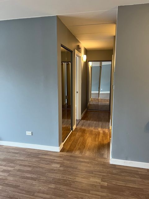 Tiny photo for 7010 W 110th Street #5, Worth, IL 60482 (MLS # 12593921)