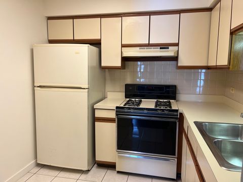 Tiny photo for 7010 W 110th Street #5, Worth, IL 60482 (MLS # 12593921)