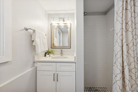 Tiny photo for 566 S Cedar Avenue, Elmhurst, IL 60126 (MLS # 12555354)