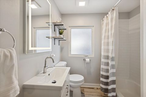 Tiny photo for 566 S Cedar Avenue, Elmhurst, IL 60126 (MLS # 12555354)