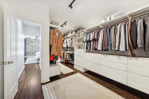 Tiny photo for 566 S Cedar Avenue, Elmhurst, IL 60126 (MLS # 12555354)