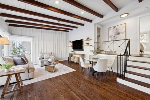 Tiny photo for 566 S Cedar Avenue, Elmhurst, IL 60126 (MLS # 12555354)