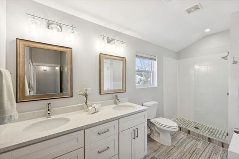 Tiny photo for 566 S Cedar Avenue, Elmhurst, IL 60126 (MLS # 12555354)