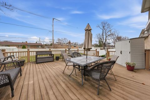 Tiny photo for 15223 Naughton Drive, South Holland, IL 60473 (MLS # 12587083)