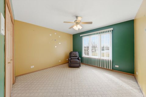 Tiny photo for 15223 Naughton Drive, South Holland, IL 60473 (MLS # 12587083)