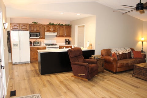 Tiny photo for 34 Colonial Drive, Clinton, IL 61727 (MLS # 12756304)