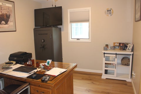 Tiny photo for 34 Colonial Drive, Clinton, IL 61727 (MLS # 12756304)