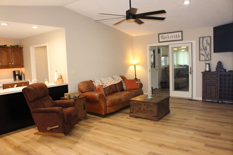 Tiny photo for 34 Colonial Drive, Clinton, IL 61727 (MLS # 12756304)