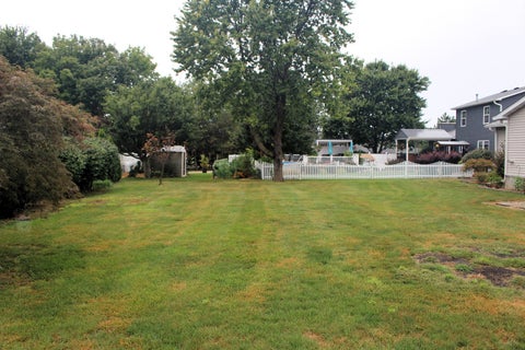 Tiny photo for 34 Colonial Drive, Clinton, IL 61727 (MLS # 12756304)