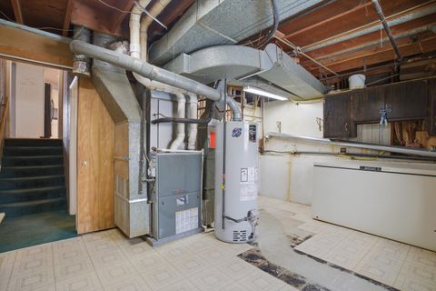 Tiny photo for 23203 N Prairie Lane, Lincolnshire, IL 60069 (MLS # 12598204)