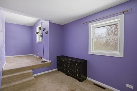 Tiny photo for 23203 N Prairie Lane, Lincolnshire, IL 60069 (MLS # 12598204)