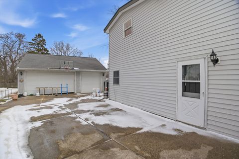 Tiny photo for 23203 N Prairie Lane, Lincolnshire, IL 60069 (MLS # 12598204)