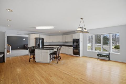 Tiny photo for 23203 N Prairie Lane, Lincolnshire, IL 60069 (MLS # 12598204)