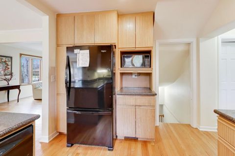 Tiny photo for 6621 N Keating Avenue, Lincolnwood, IL 60712 (MLS # 12627067)