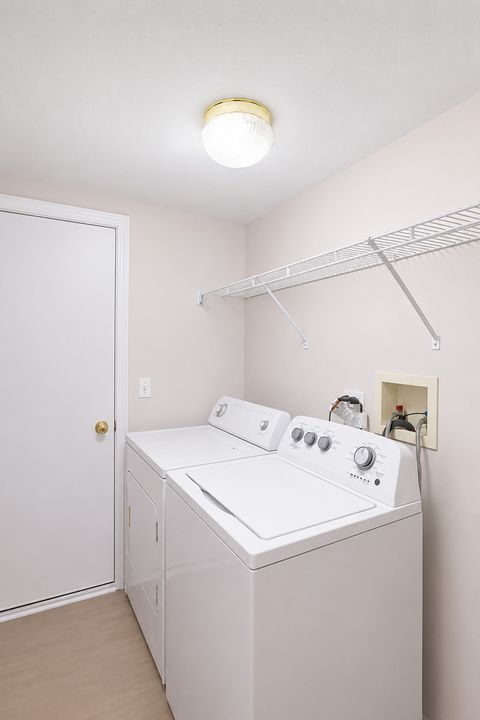 Tiny photo for 58 Rolling Oaks Road #B, Sugar Grove, IL 60554 (MLS # 12701312)