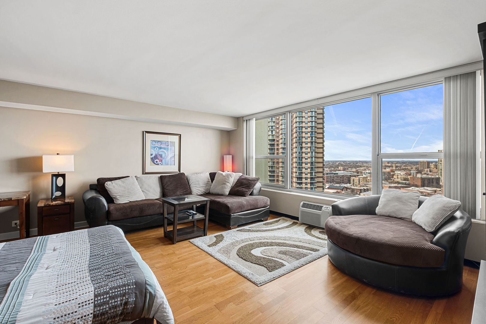 3600 N Lake Shore Drive 2122