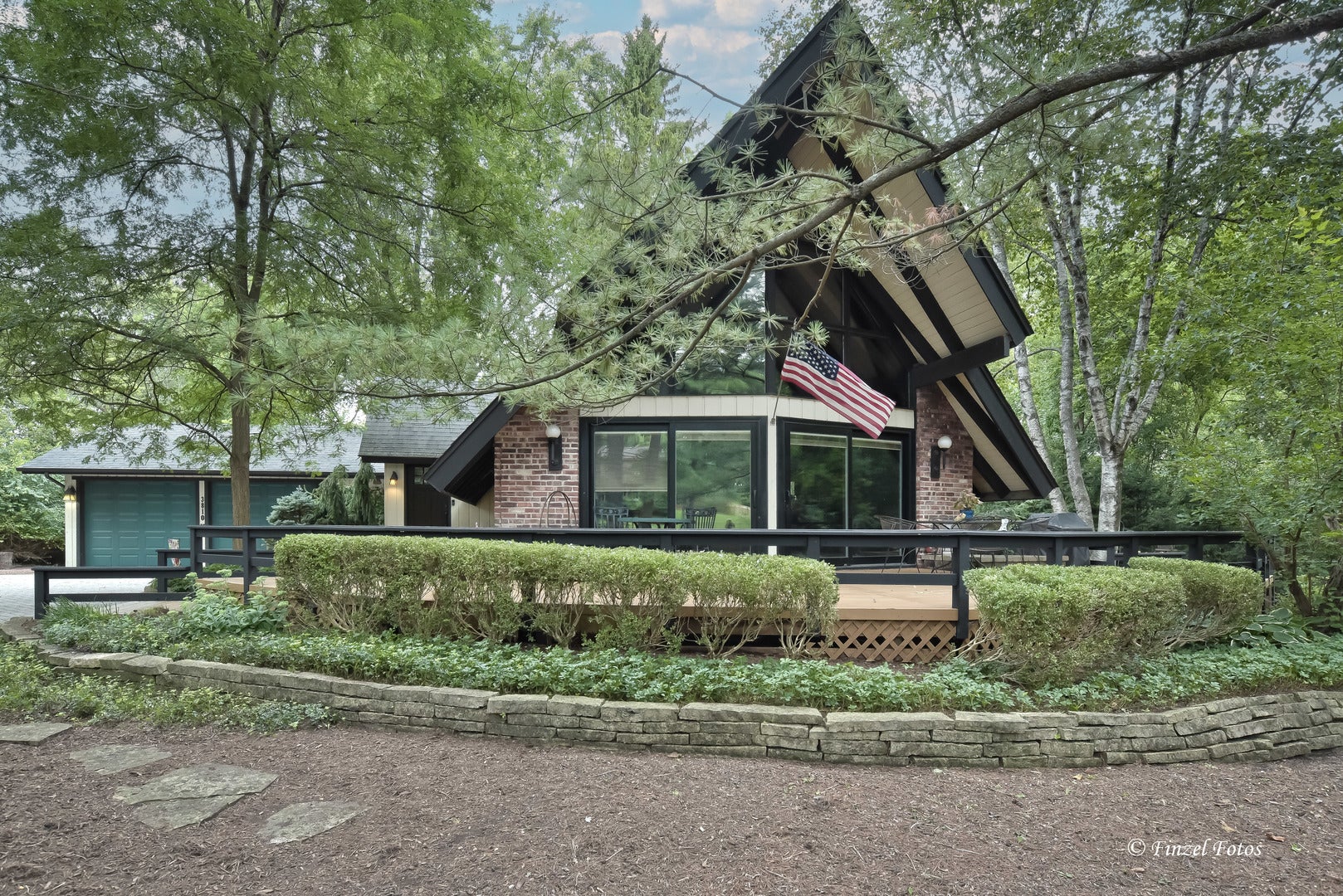 3810 N Oak Knoll Road