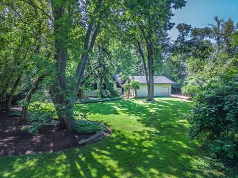 Tiny photo for 3810 N Oak Knoll Road, Crystal Lake, IL 60012 (MLS # 12723353)