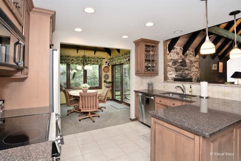 Tiny photo for 3810 N Oak Knoll Road, Crystal Lake, IL 60012 (MLS # 12723353)