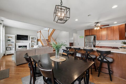 Tiny photo for 402 Crescent Street, Wheaton, IL 60187 (MLS # 12720547)