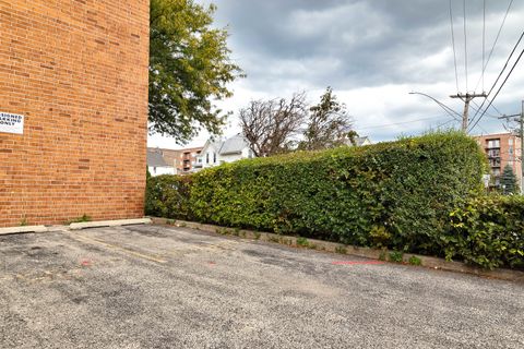 Tiny photo for 1389 Perry Street #303, Des Plaines, IL 60016 (MLS # 12486757)