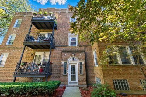 1443 W VICTORIA Street 3E Chicago IL 60660