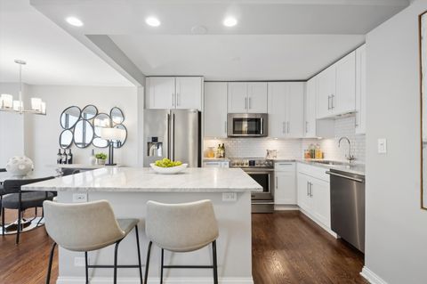 Tiny photo for 3550 N Lake Shore Drive #1620, Chicago, IL 60657 (MLS # 12617870)