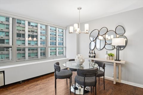 Tiny photo for 3550 N Lake Shore Drive #1620, Chicago, IL 60657 (MLS # 12617870)
