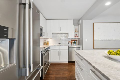 Tiny photo for 3550 N Lake Shore Drive #1620, Chicago, IL 60657 (MLS # 12617870)