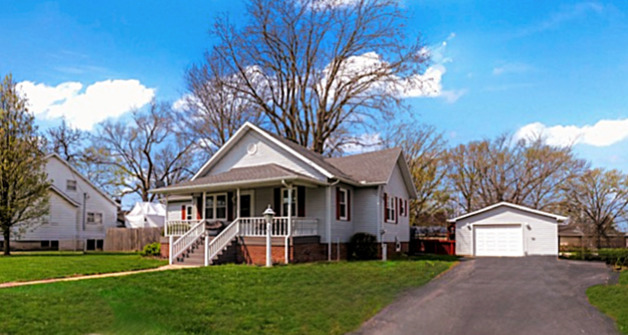 119 N Broadway Street