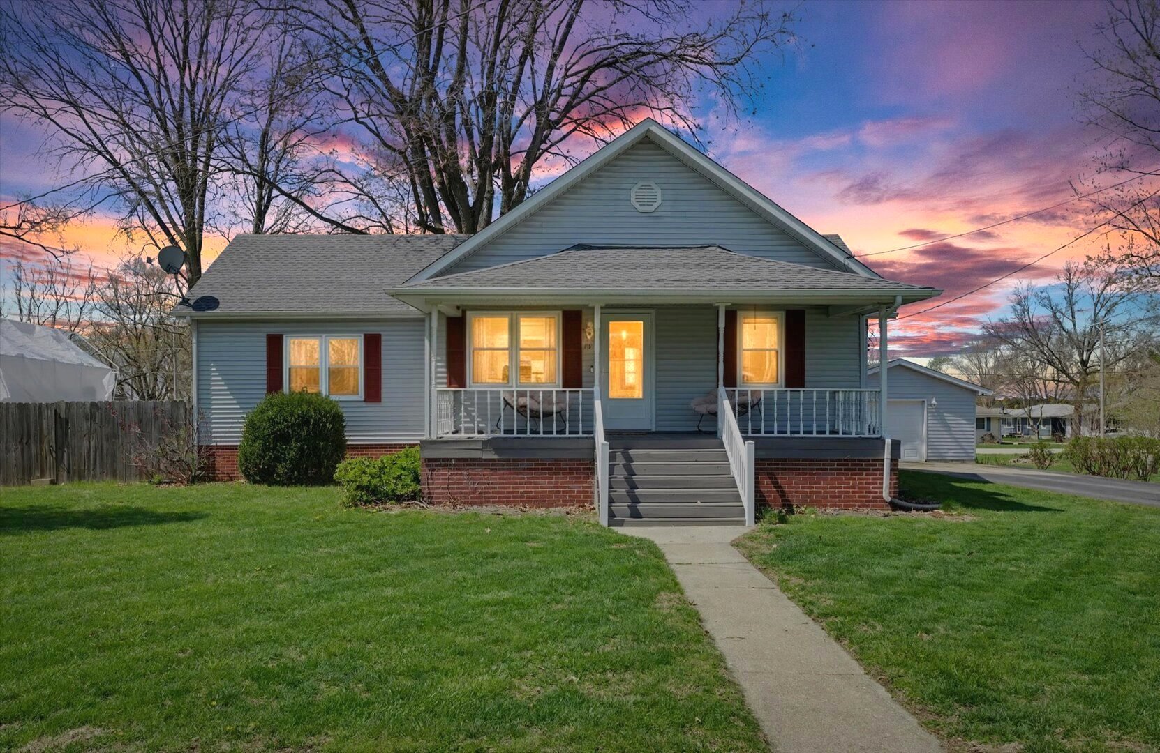 119 N Broadway Street