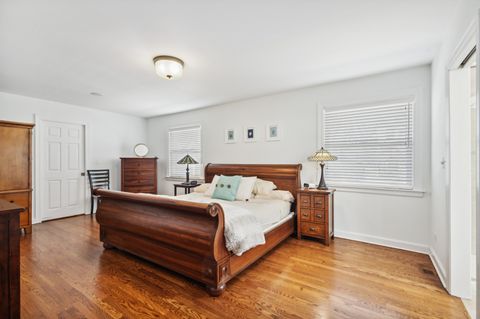 Tiny photo for 7050 N McAlpin Avenue, Chicago, IL 60646 (MLS # 12639838)