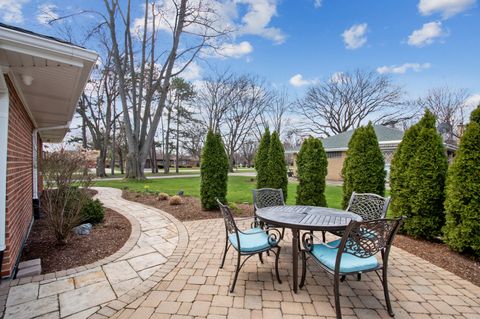 Tiny photo for 7050 N McAlpin Avenue, Chicago, IL 60646 (MLS # 12639838)